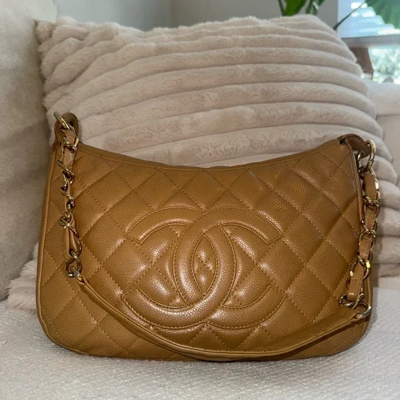 ✨ CHANEL Quilted Caviar Leather Shoulder Bag – Camel Beige – Made in Italy ✨ - Picture 5 of 16